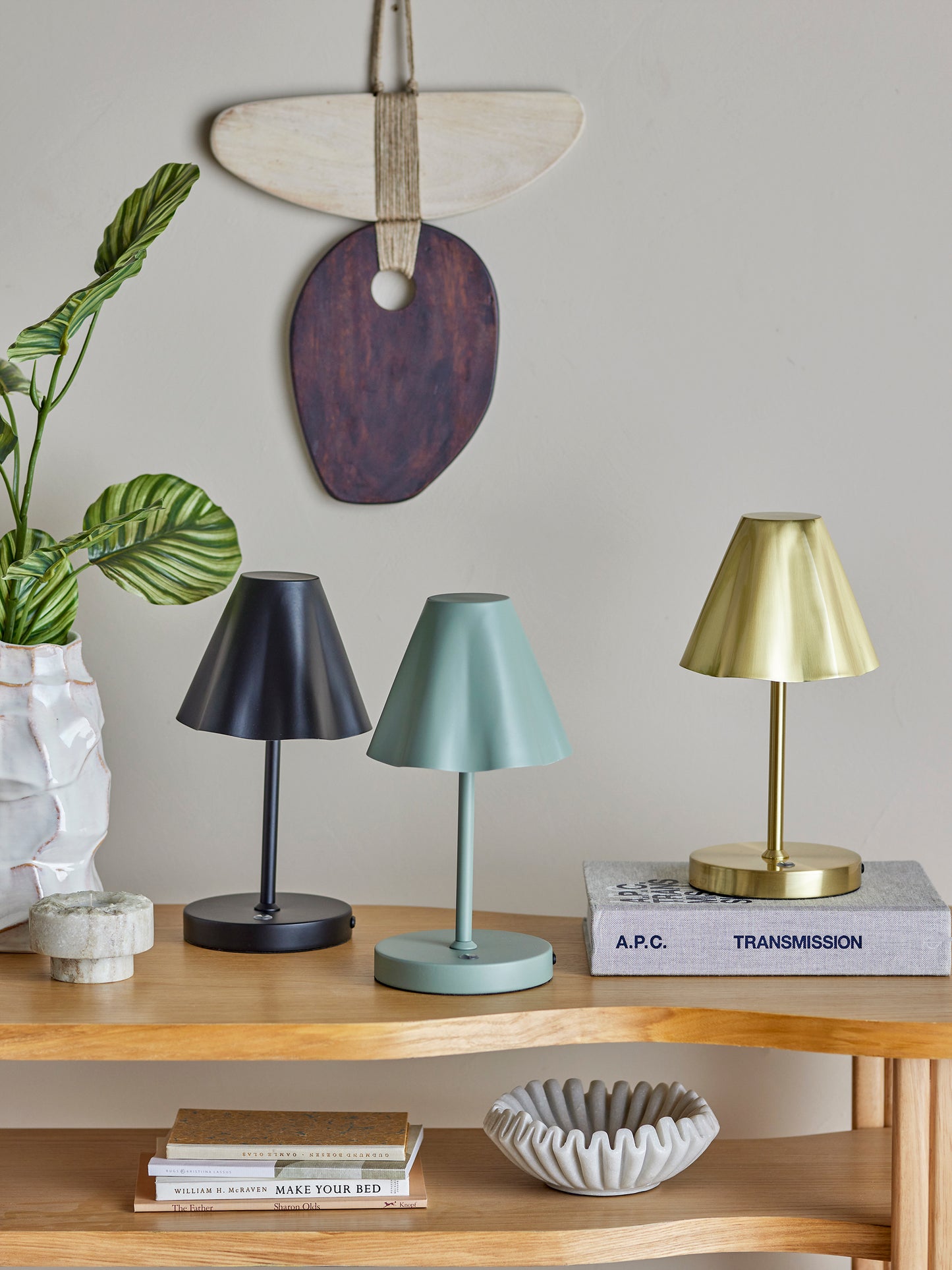 Lianna portabel bordslampa - Svart